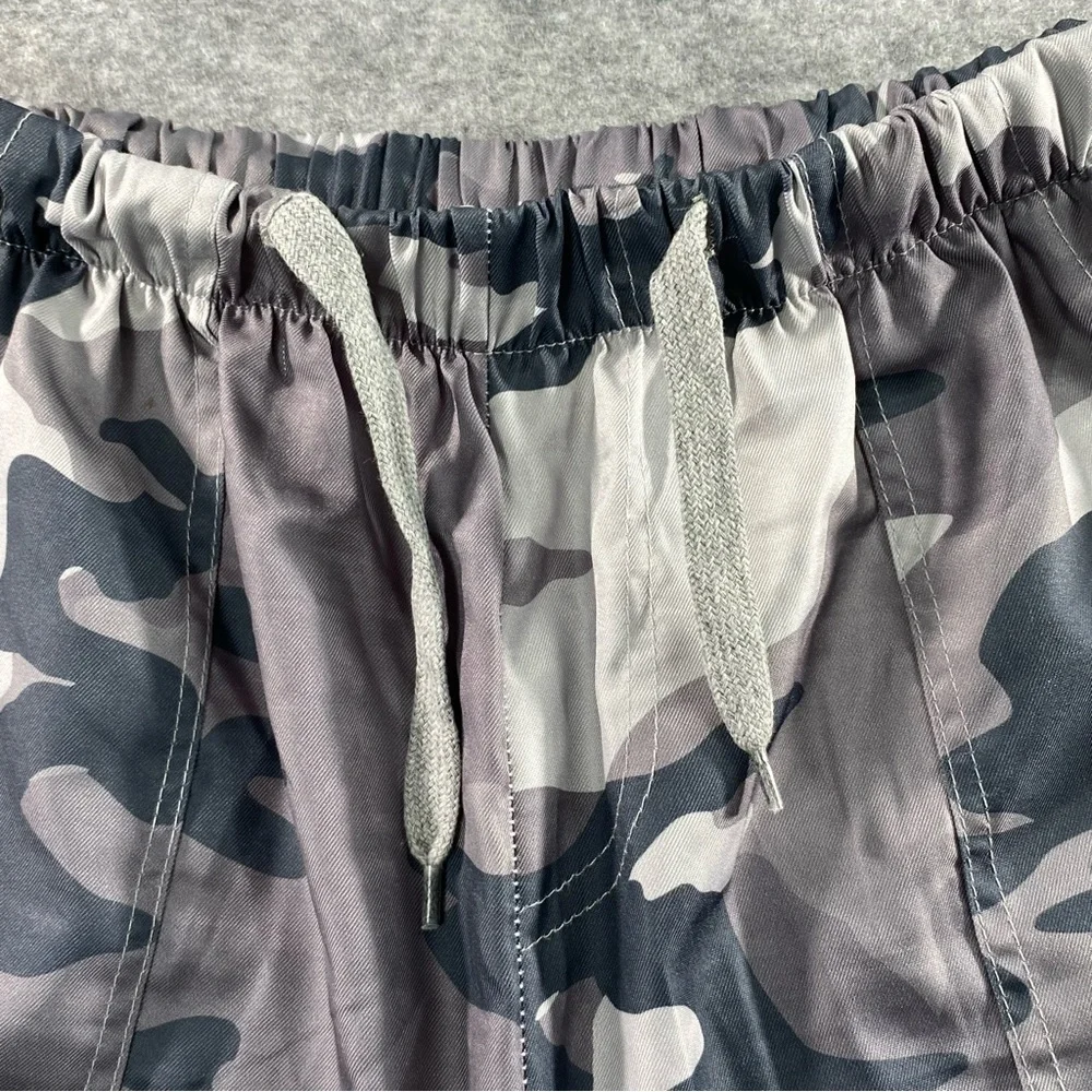 Adele B. Womens Black/Gray Camoflauge‎ Adjustable Waist Shorts Size LG - Picture 4 of 11